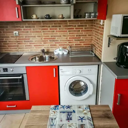 Сезони Apartment